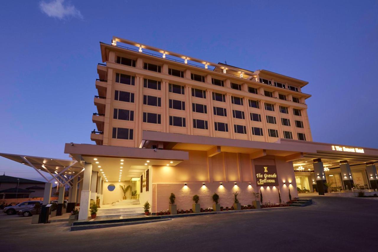 The Everest Hotel Katmandú Exterior foto